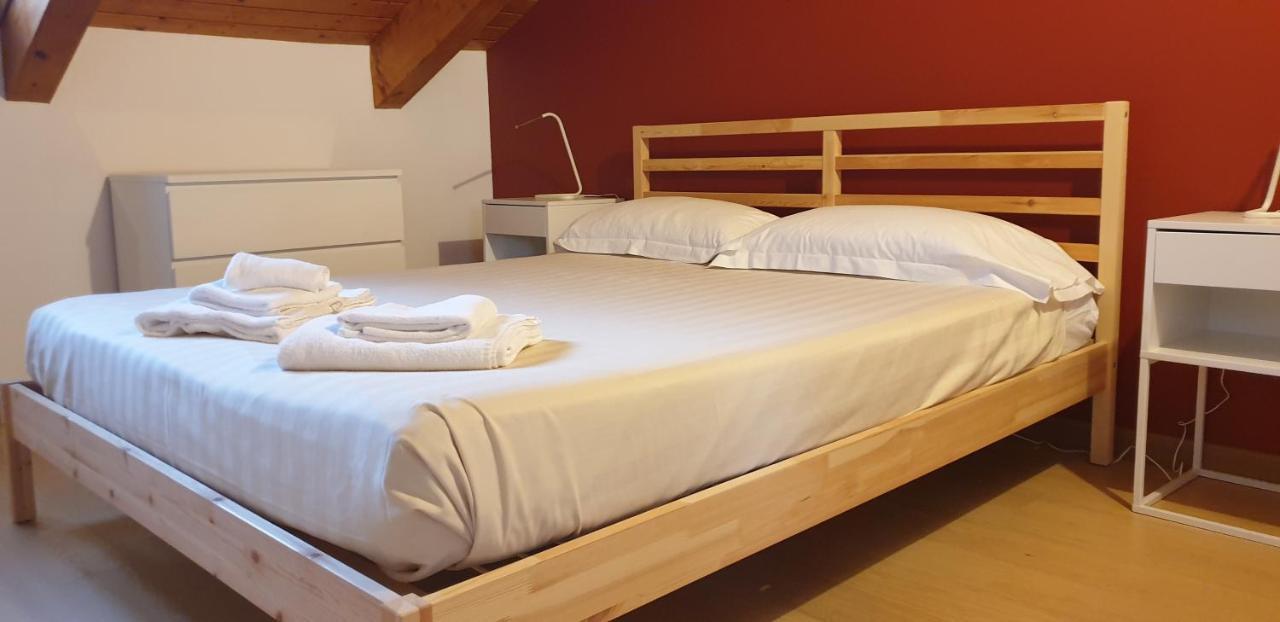 Appartamento Residenza Lavinia Monforte dʼAlba Extérieur photo