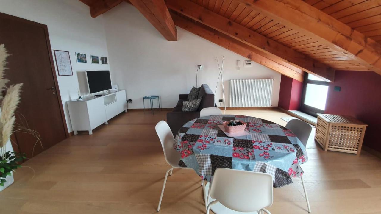 Appartamento Residenza Lavinia Monforte dʼAlba Extérieur photo